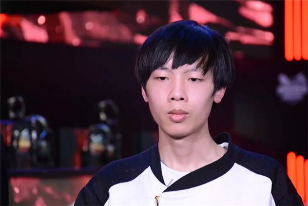 OMG赛后群访：Five没想到会Q起5个